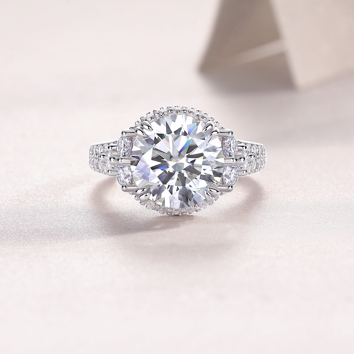 1Dance With Youth - A Fashionable And Luxurious Jewelry Accessory Set With 5-carat Moissan Diamond S925 Sterling Silver And Platinum-plated Diamond Prohibit TikTok sales