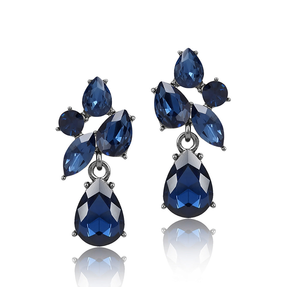 Cute Girl Simple Style Crystal Steel Needle Earrings