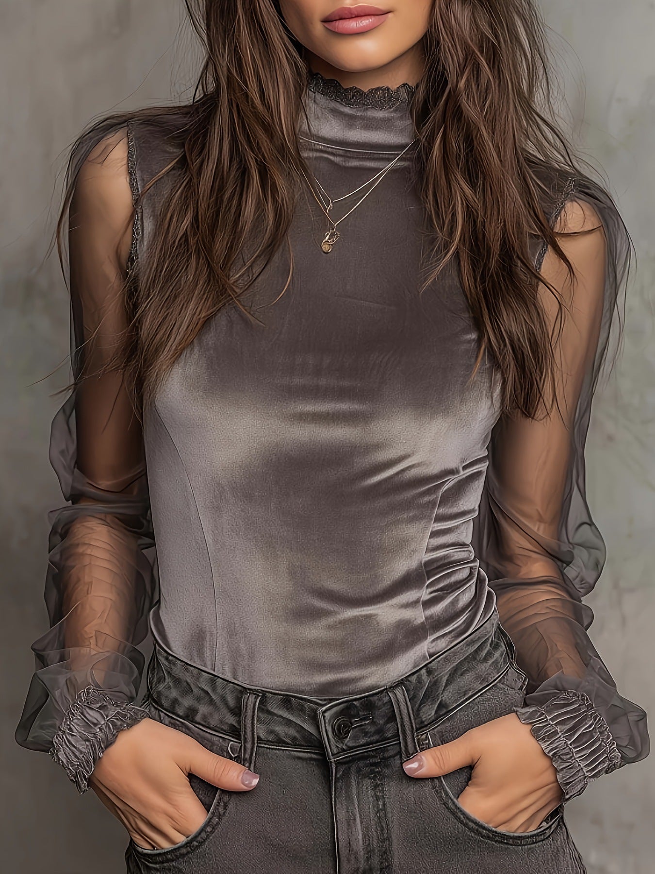 Commuter-friendly Versatile Lace-panelled Top