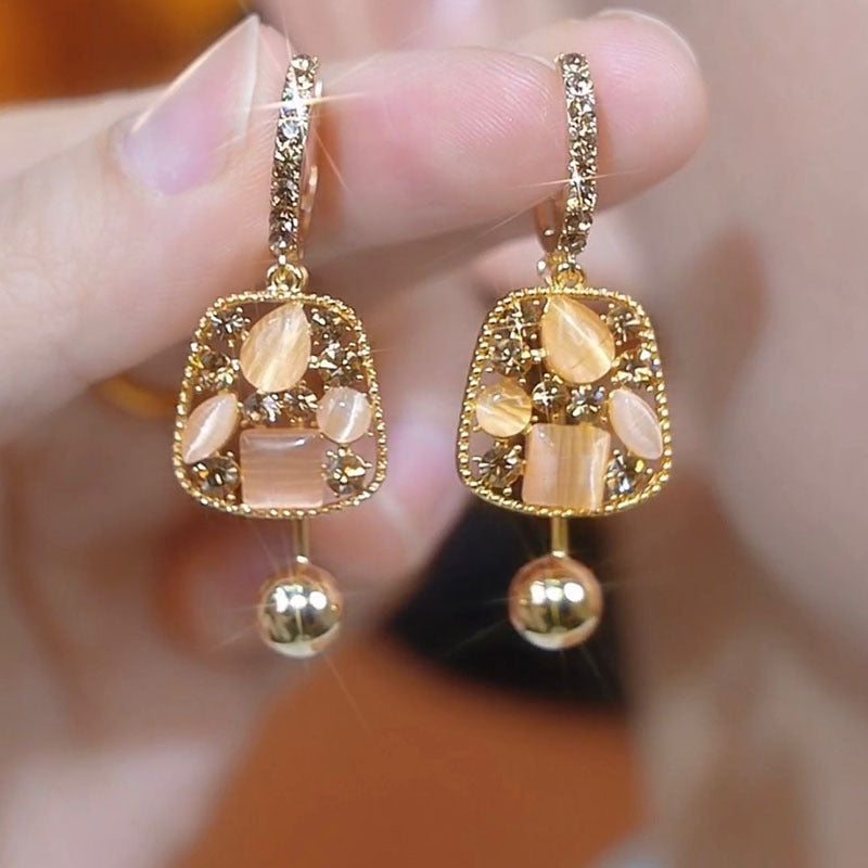 Light Luxury Temperament Opal Square Ear Clip Elegant High-end Sense