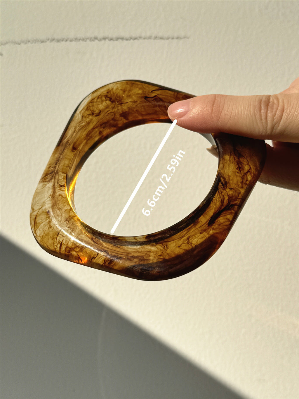European And American Exaggerated Blooming Irregular Shaped Resin Bracelet
