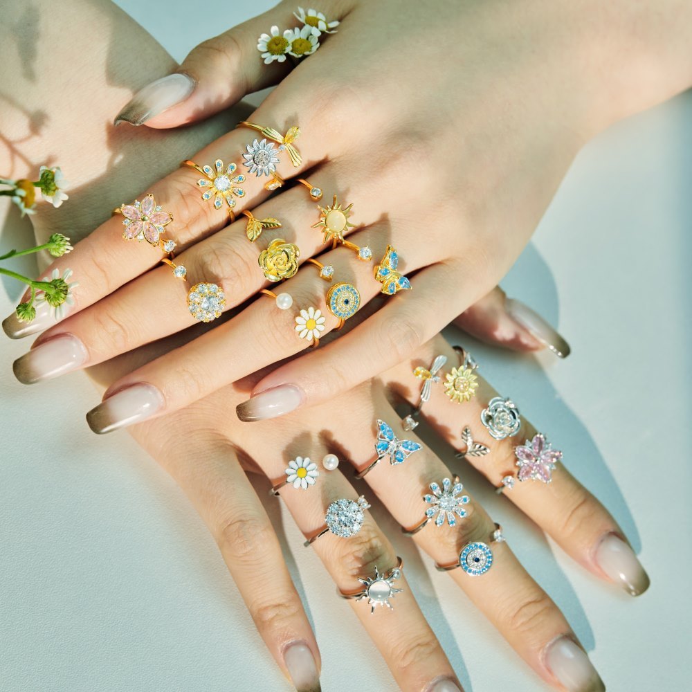 S925 Sterling Silver Flowers Diamond Decompression Rotatable Fashion Ring