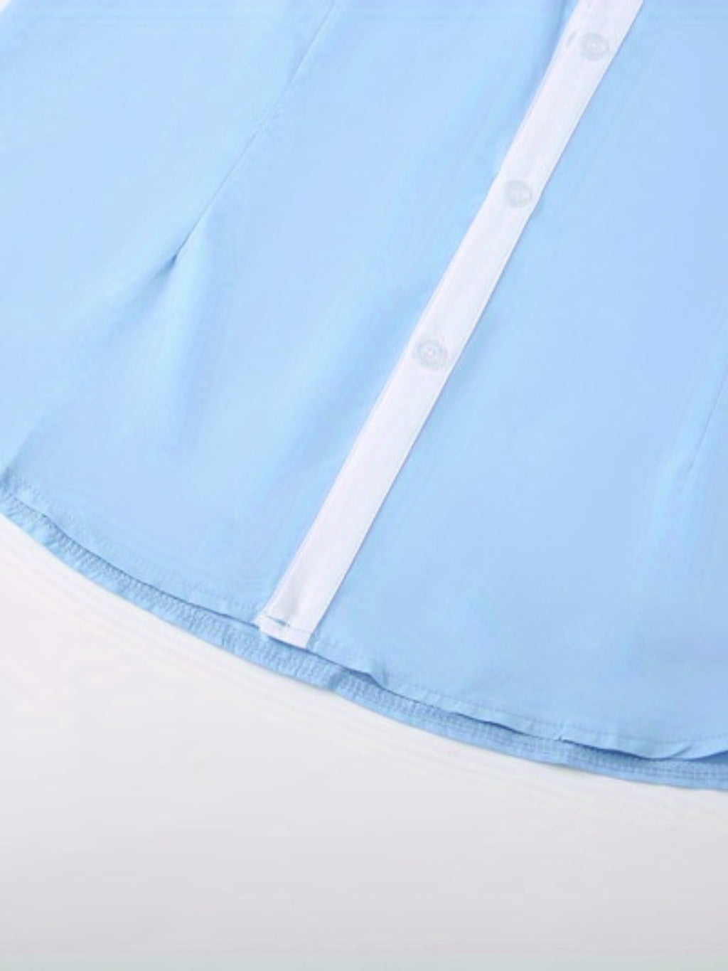 A Stylish Business Shirt For Teenagers And A Long-sleeved Shirt With Contrasting Colors