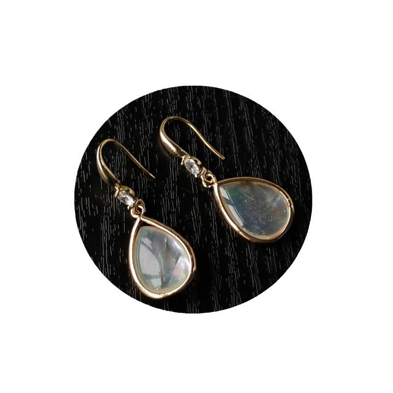 White Moonlight Drop-shaped Broken Shell Earrings French Minority Design Sense