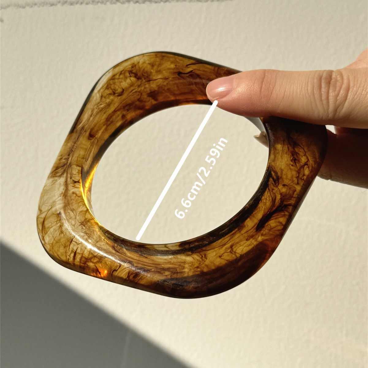 European And American Exaggerated Blooming Irregular Shaped Resin Bracelet