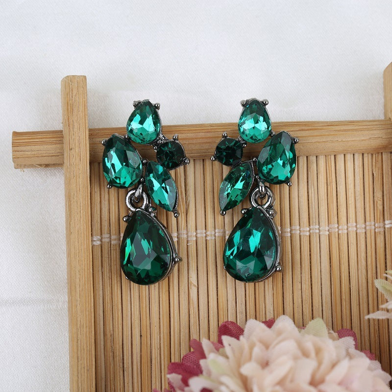 Cute Girl Simple Style Crystal Steel Needle Earrings