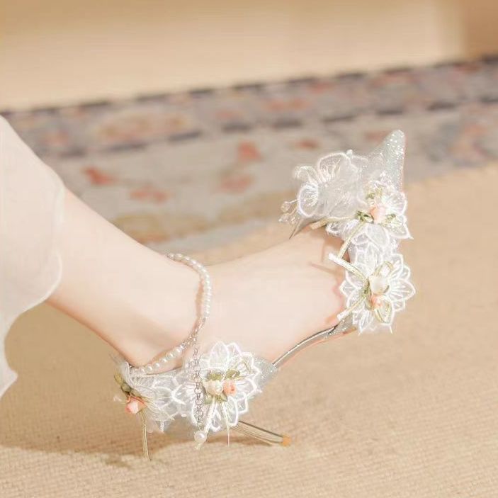 New Pointed Lace Flower Pearl Bow Tie Shoes