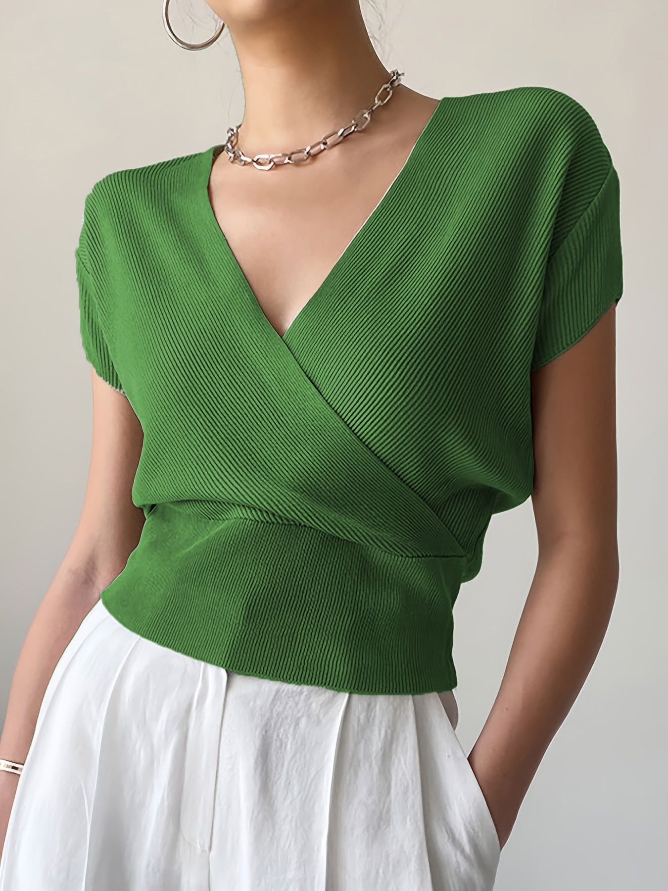 V-neck Knitted Short-sleeve High-waisted Loose T-shirt Knitted Top