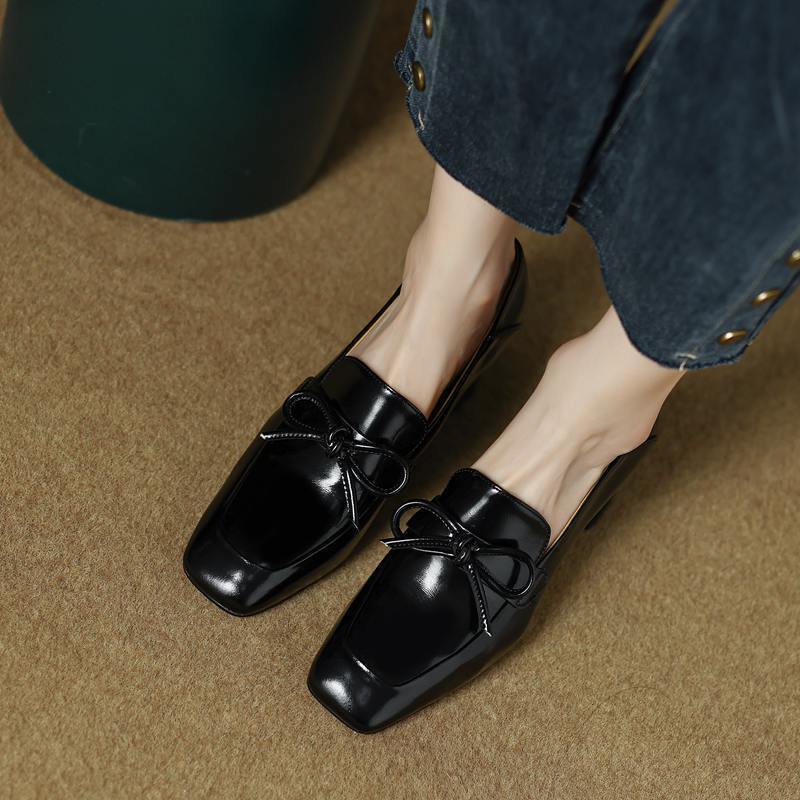 Retro Square Toe English Style Leather Shoes