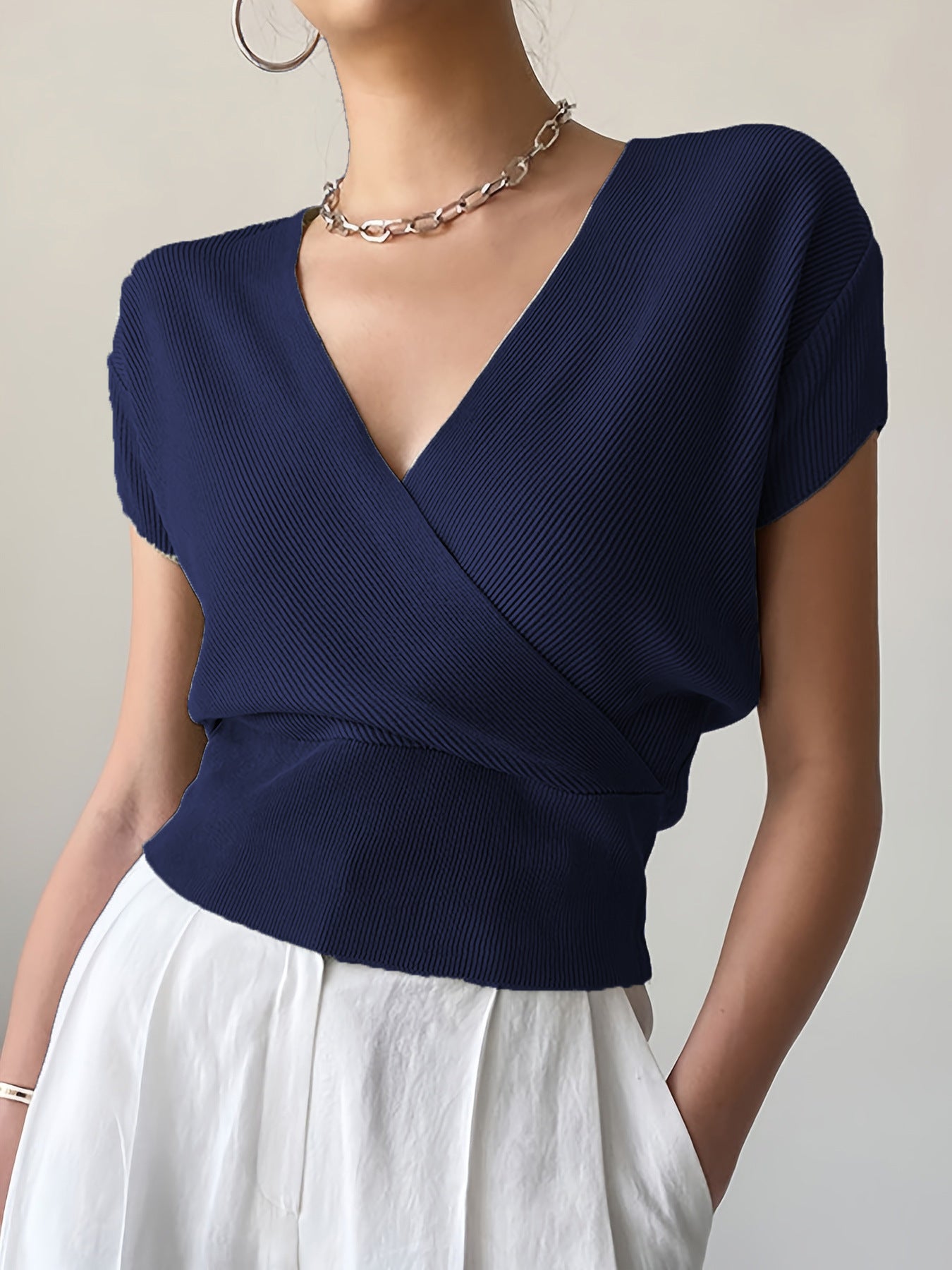 V-neck Knitted Short-sleeve High-waisted Loose T-shirt Knitted Top