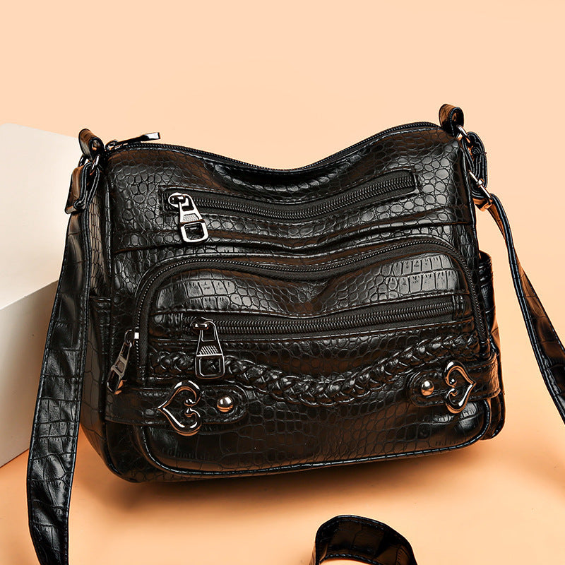 New Fashion Large Capacity Knitted Messenger Bag