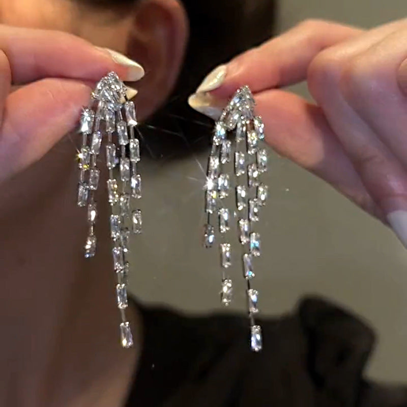 Sterling Silver Needle Light Luxury Tassel Earrings Banquet Style High-grade Long Earrings