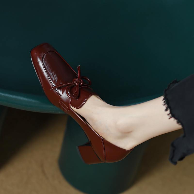 Retro Square Toe English Style Leather Shoes