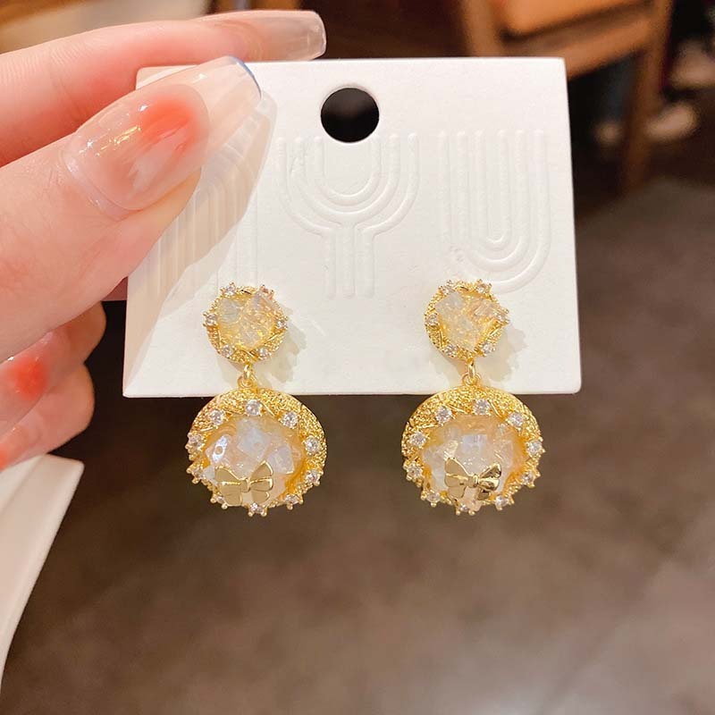 Retro Diamonds Crystal Flower Earrings