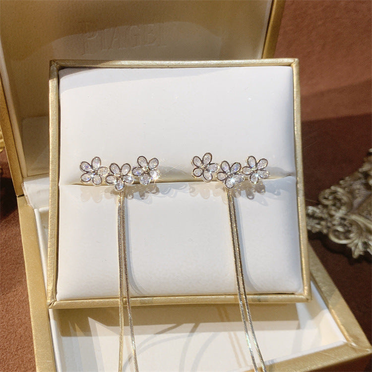 Sterling Silver Needle Light Luxury Tassel Earrings Banquet Style High-grade Long Earrings