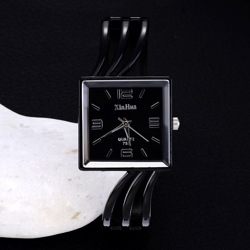 Middle East Ladies Bracelet Quartz Watch