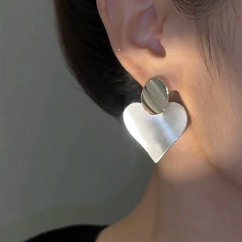 Fashion High-grade Light Luxury Minority Retro Hong Kong Style Earrings