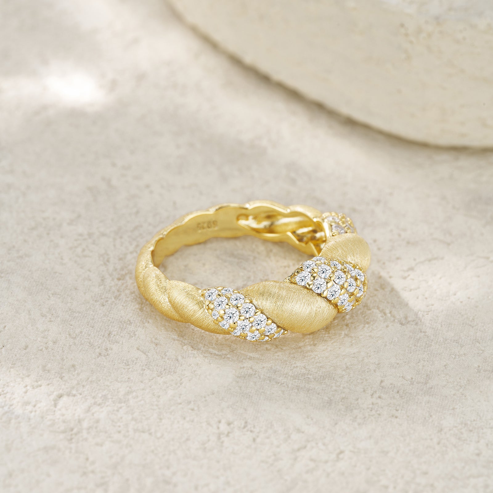 1Tengman - A Fashionable Jewelry Accessory Set With Moissanite S925 Sterling Silver And Gold-plated Diamond Prohibit TikTok sales