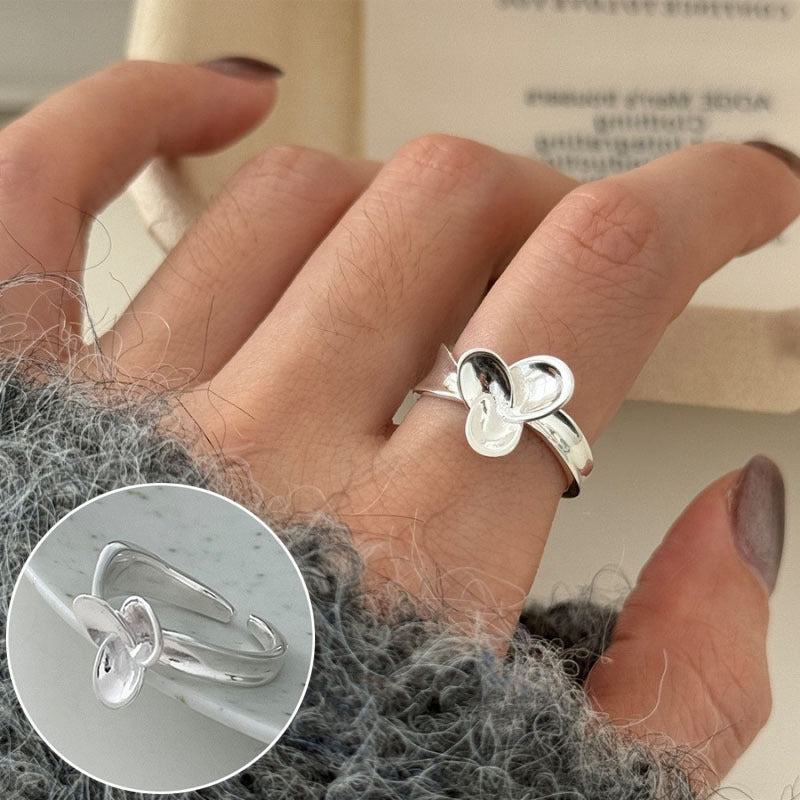 Geometric Line Cross Ring For Women