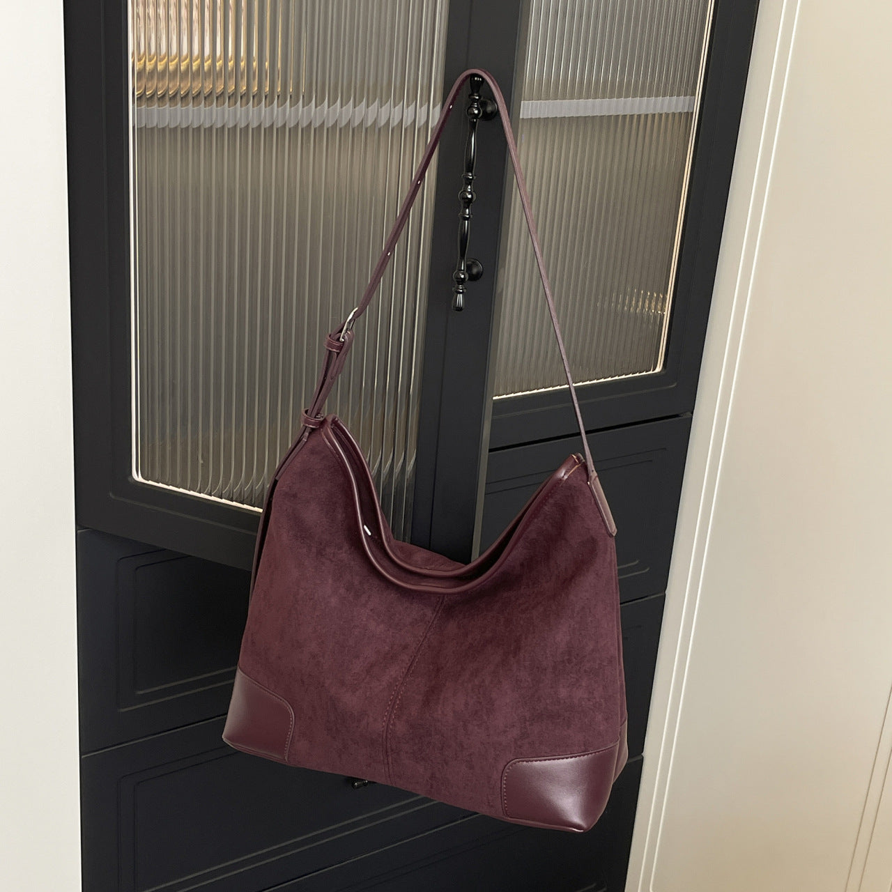 Women's Leather Large-capacity Suede Shoulder Crossbody