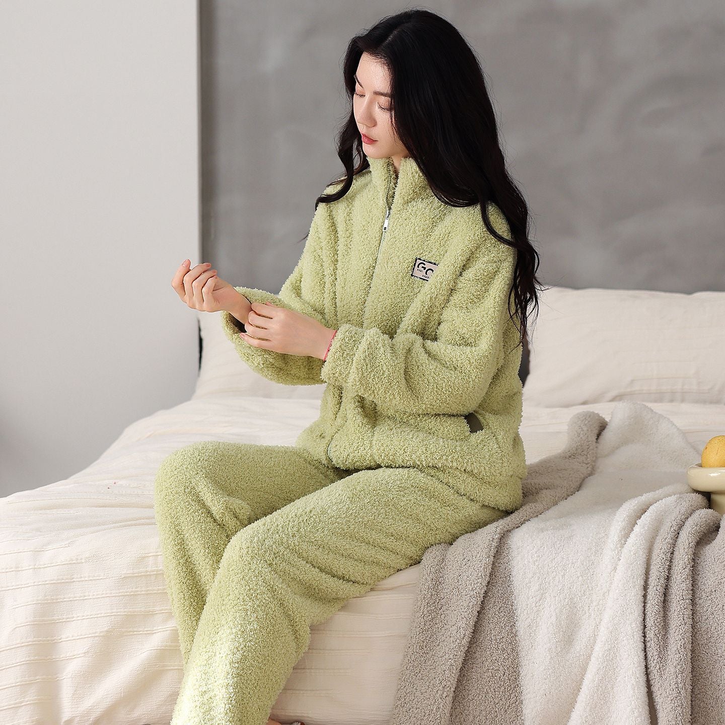 Long Sleeve Half Velvet Warm Padded Zipper Couple Pajamas