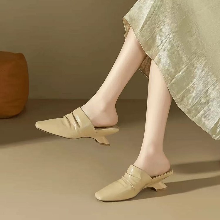 Slippers, Women's Bag, Head, Half Drag, One Foot, Fashionable French Style, Cool Slippers, Trendy