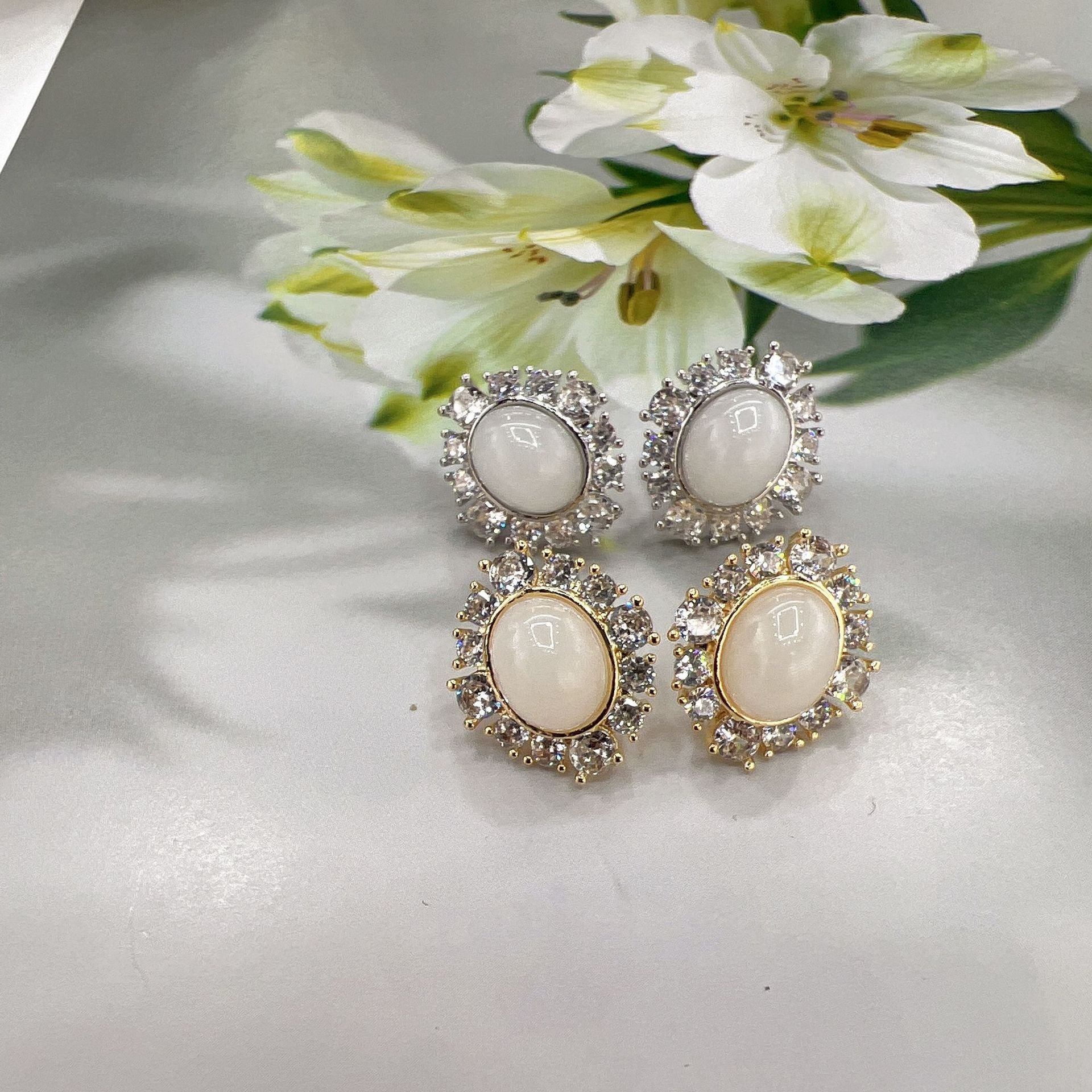 Trendy Fashion Commuter High-grade Affordable Luxury Style French Glass Cat Eye Earrings