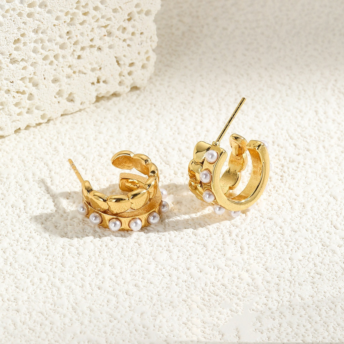 European And American Stainless Steel Retro Double C- Shaped Earrings Imitation Pearl Love