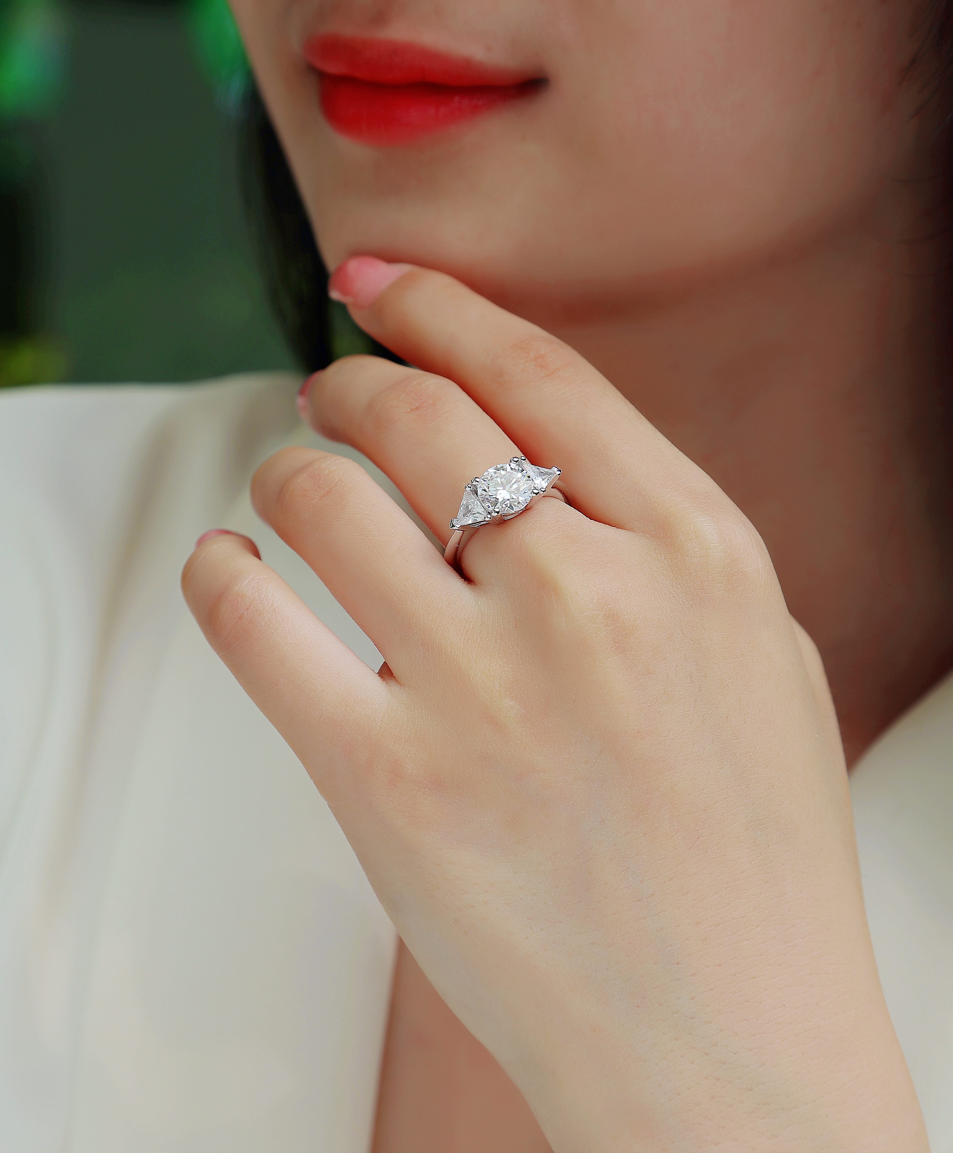 1Ocean Diamond - A Fashionable And Luxurious Jewelry Piece Set With 2-carat Moissanite S925 Sterling Silver And Platinum-plated Diamond Prohibit TikTok sales