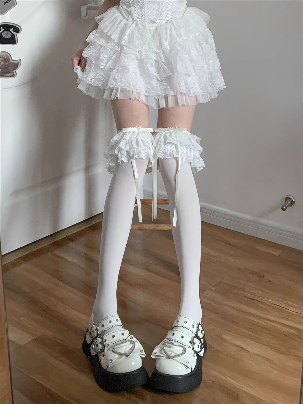 Multi-layer Lace White Knee Socks Bow Stockings