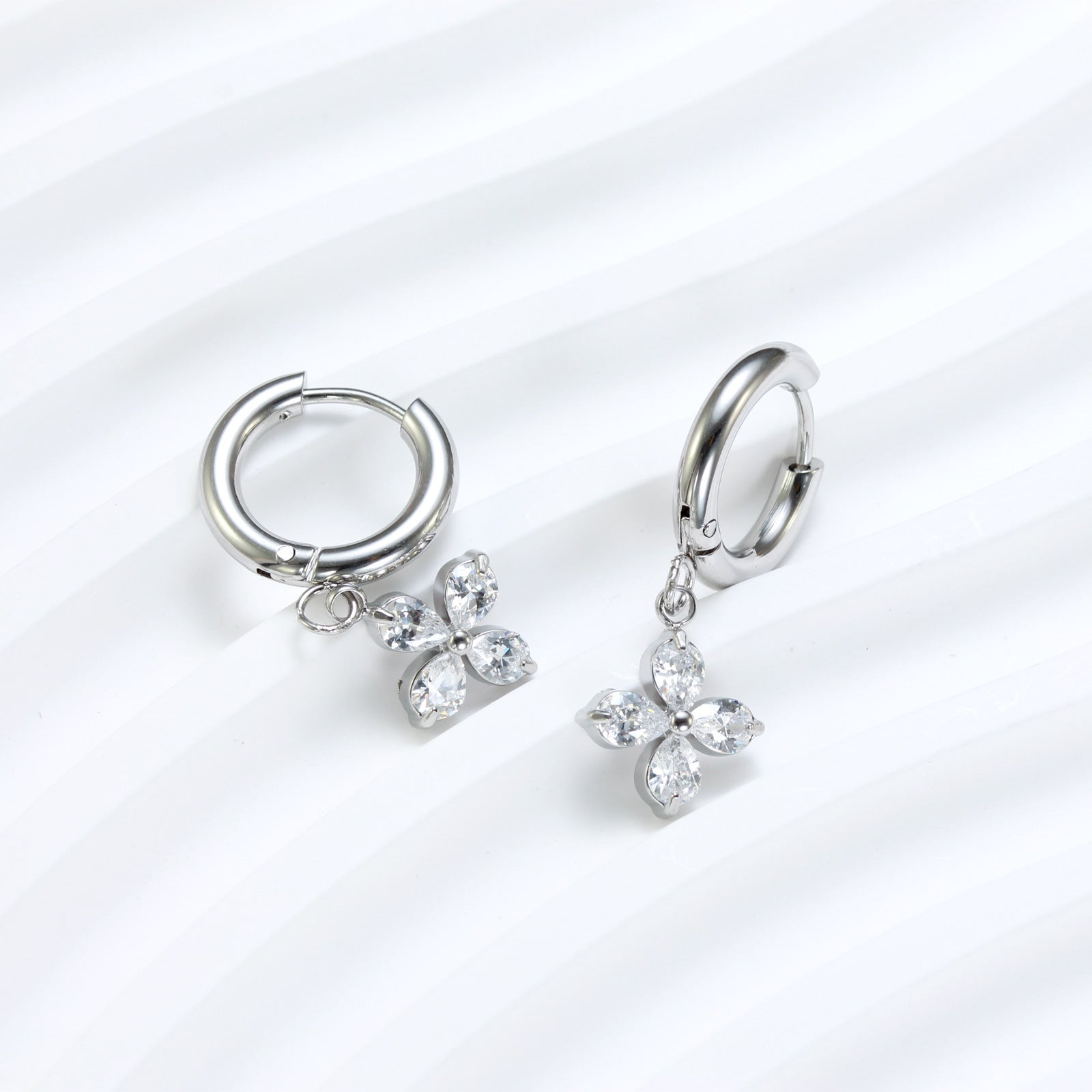 3A Zircon Stainless Steel Simple Bracelet Earrings Ins Niche Women's Ear Clip