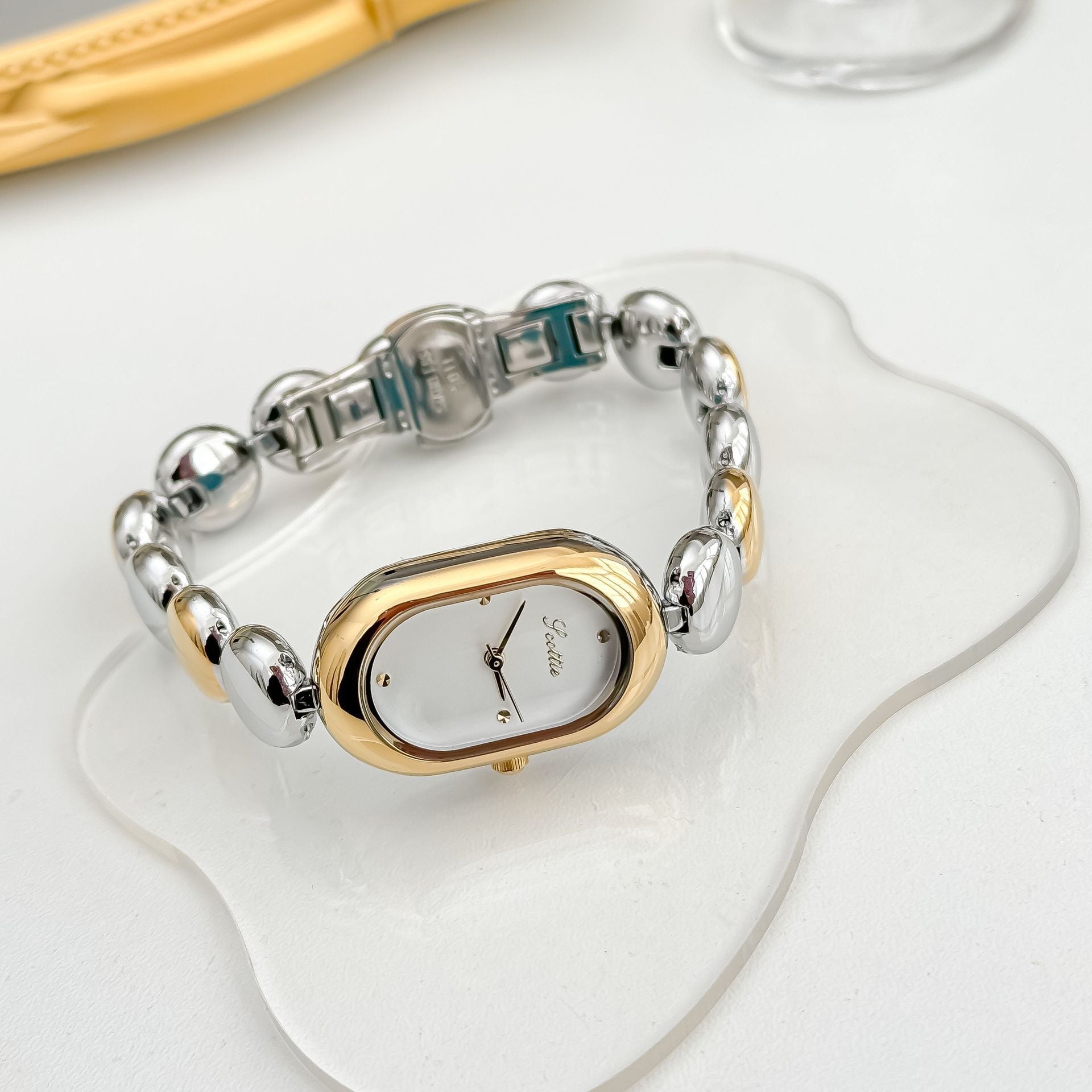 Good-looking Gold Elegant Oval Women's Watch Bracelet