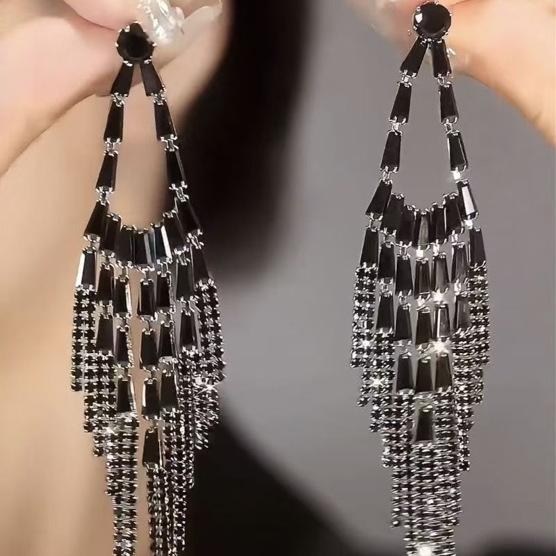 Sterling Silver Needle Light Luxury Tassel Earrings Banquet Style High-grade Long Earrings
