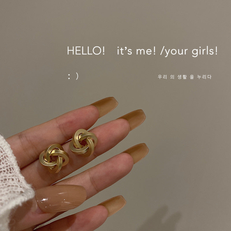 Magic Metal Connecting Ball Design Sense Earrings