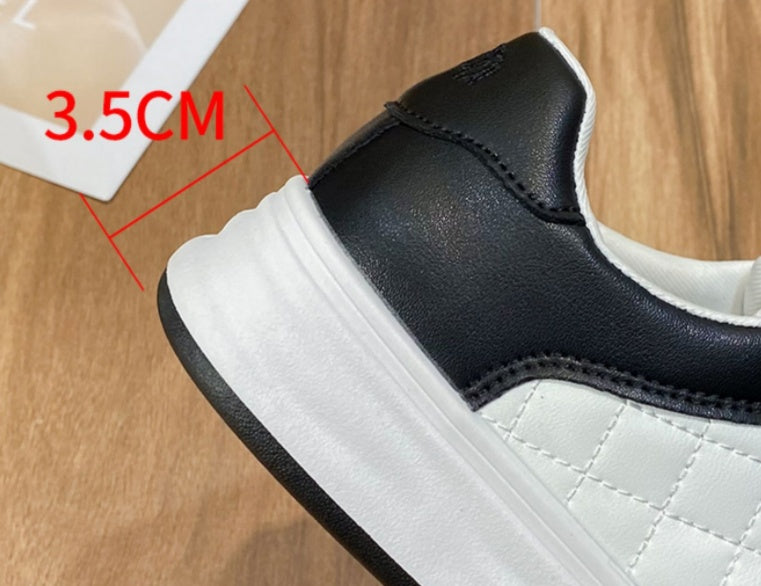 The New College Style Casual Thick Bottom Is Durable