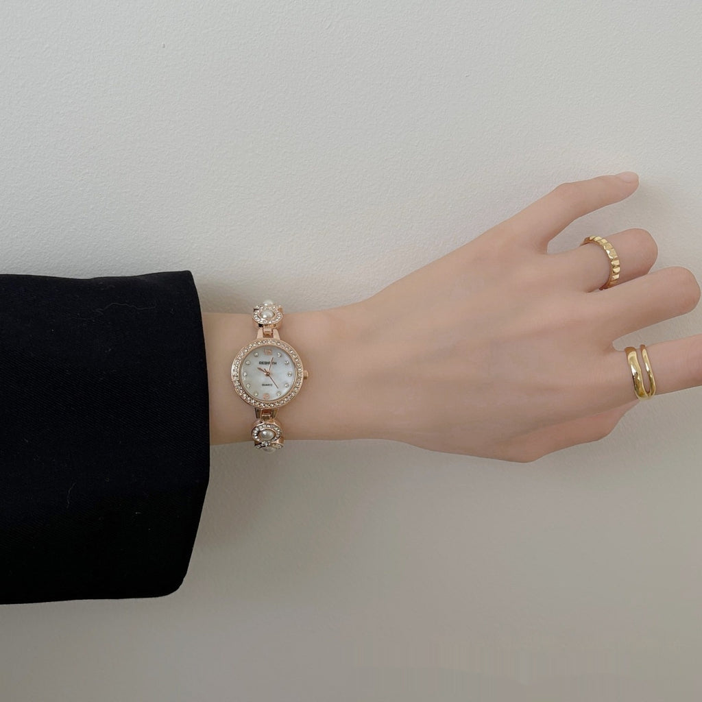 Classic Style Natural Freshwater Pearl Berm Plate Watch For Women