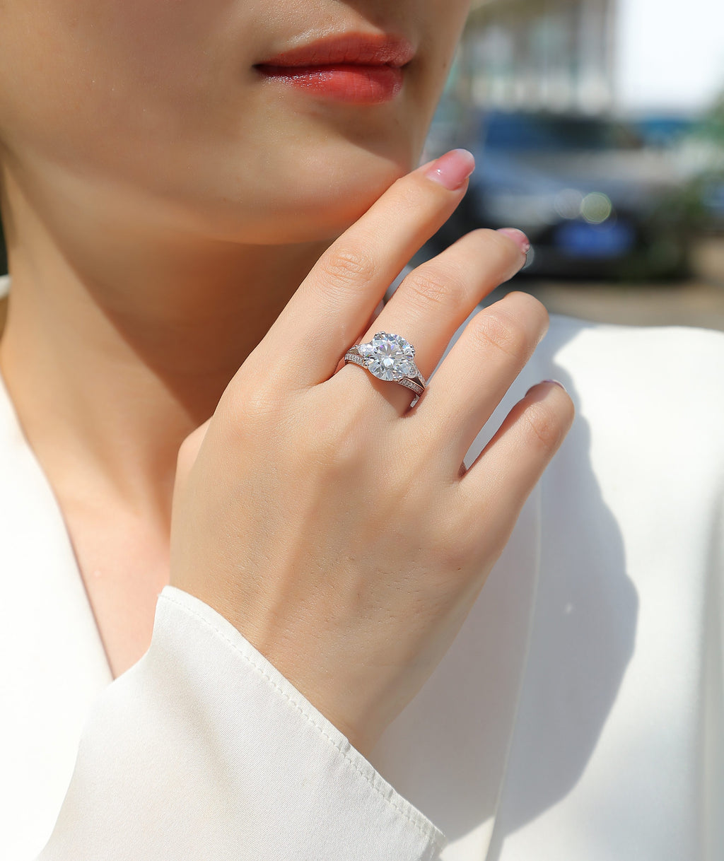 1Elegant Radiance - A Fashionable And Luxurious Jewelry Piece Set With 5-carat Moissanite S925 Sterling Silver And Platinum-plated Diamond Prohibit TikTok sales