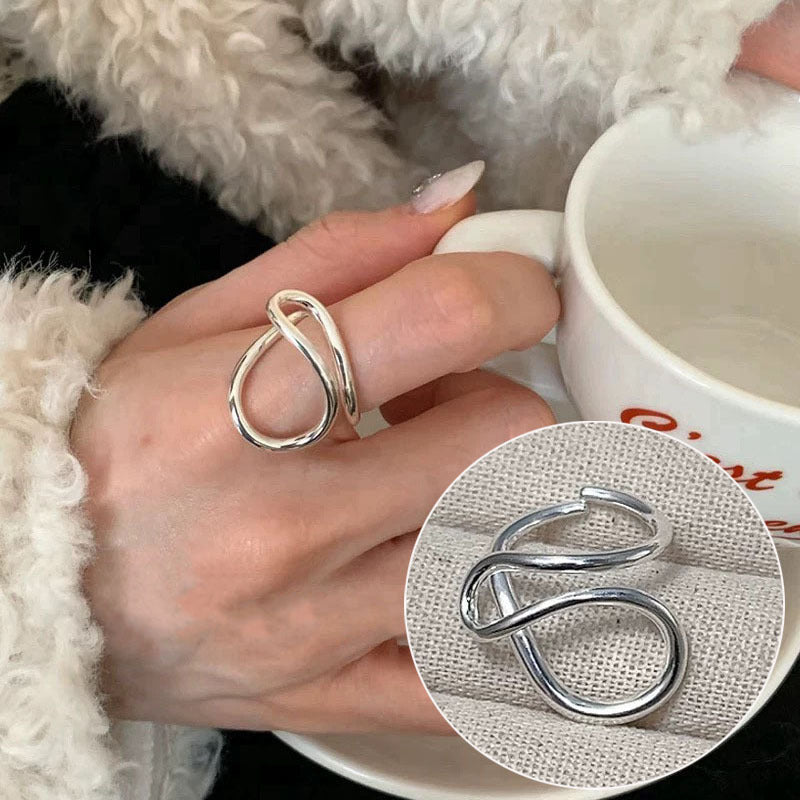 Geometric Line Cross Ring For Women