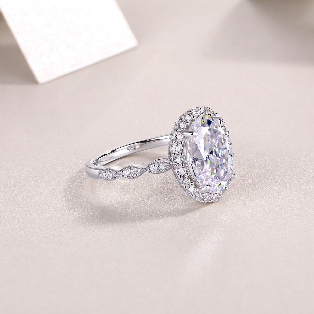 1Bright Moon - A Fashionable Diamond Jewelry Piece Set With Moissanite S925 Sterling Silver And Platinum-plated Diamond Ring Prohibit TikTok sales