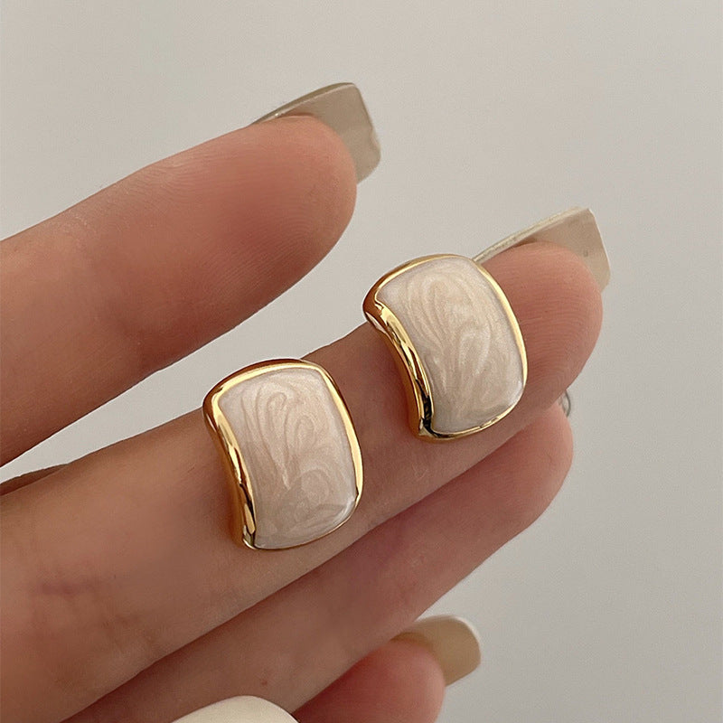 Pearl Off-white Dripping Oil Geometric Ear Studs Fashion French Retro