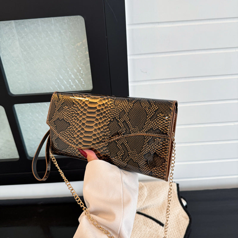 Contrast Color Serpentine Chain Shoulder Messenger Bag