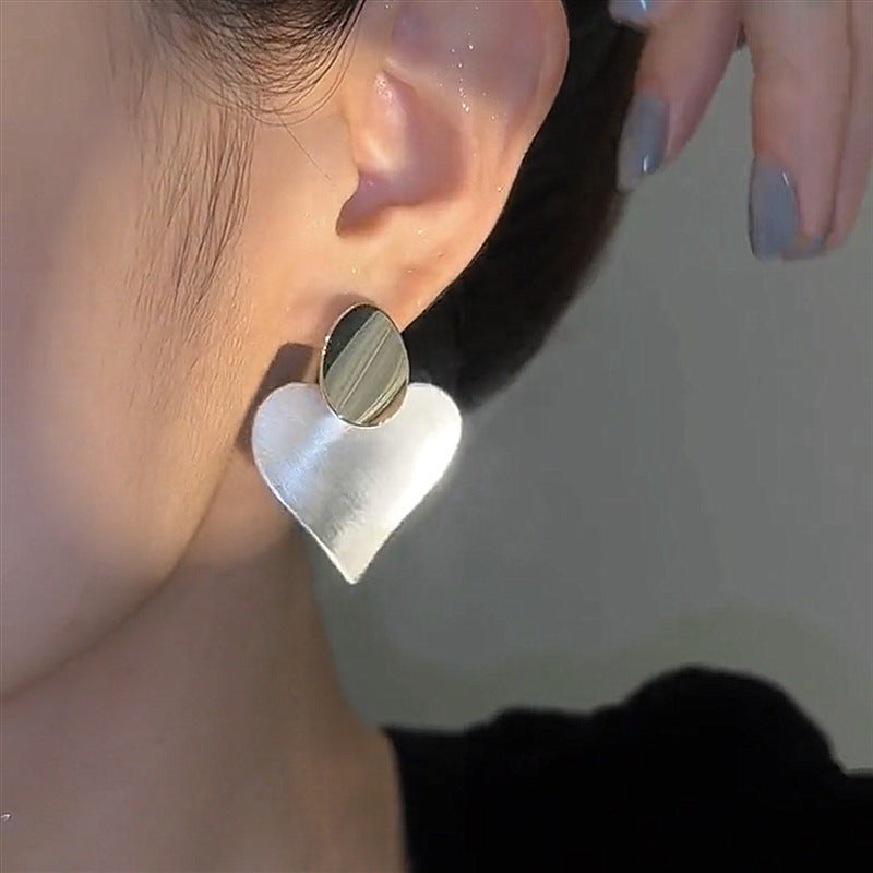 Fashion High-grade Light Luxury Minority Retro Hong Kong Style Earrings