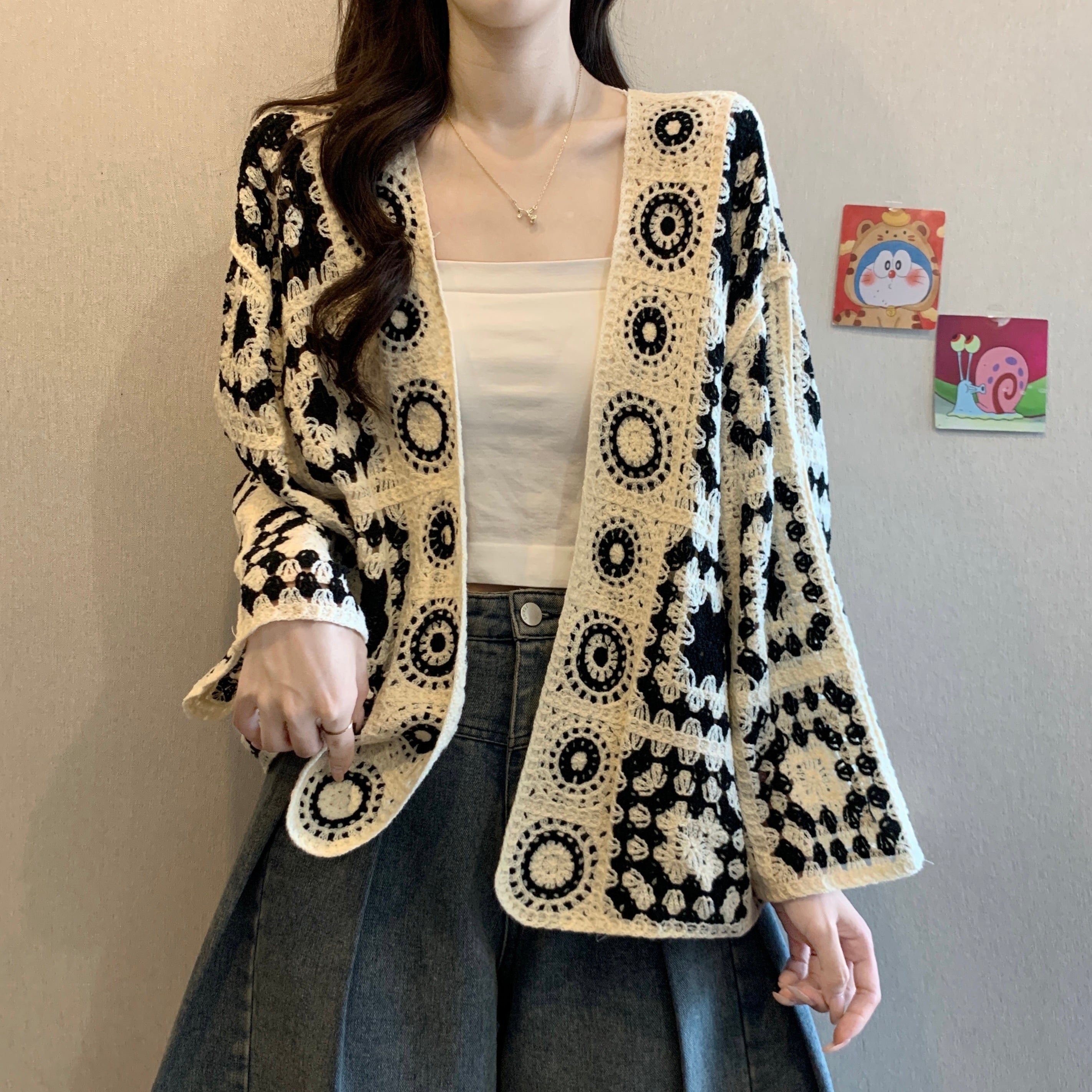 High-grade Crocheted Hollow-out Design Long-sleeved Knitted Cardigan