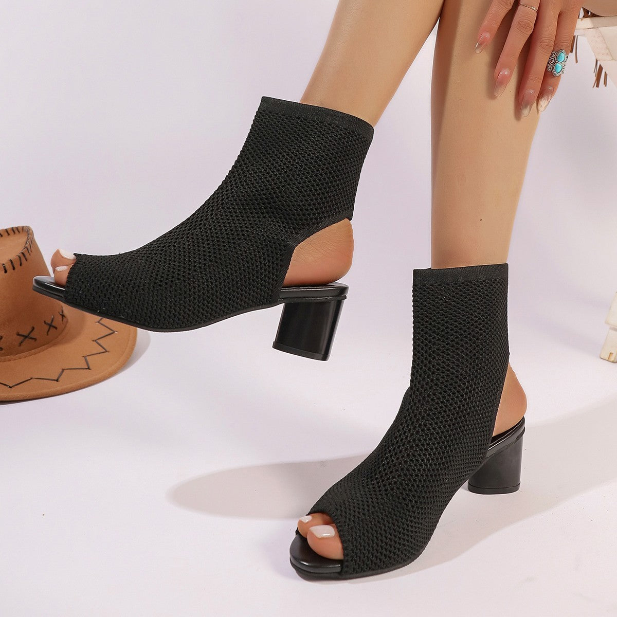 668 Fish Mouth Pointed-toe Hollowed Knitted Hollow Chunky Heel European And American Ankle Boots