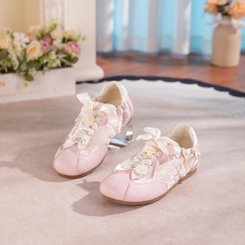 2026 New-style Oriental Aesthetic Flower Embroidery Casual Shoes - Three-color Ribbon Bow Flat Shoes - Sweet-Tempered Women's Shoes - Versatile Sports Shoes