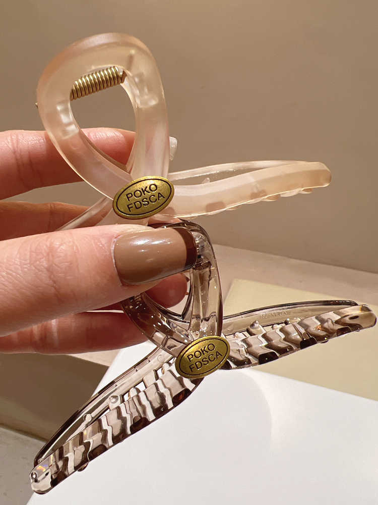 Distressed Ancient Gold Oval Autumn Tea Brown Big Hair Claws