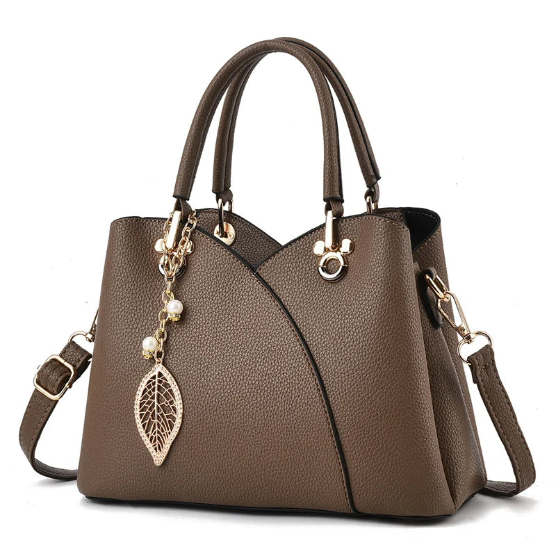 Large Capacity Versatile 2024 New Fashionable and Simple Solid Color Small Fresh Bags Women Handbags Lady