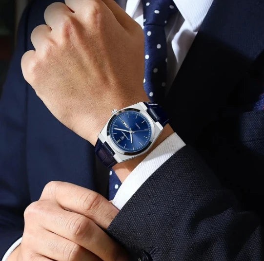 Poedagar 930 Fashion Casual Men's Watches Leather Strap Luxury Waterproof New Business Quartz Wrist Watch for Men Montre Relojes