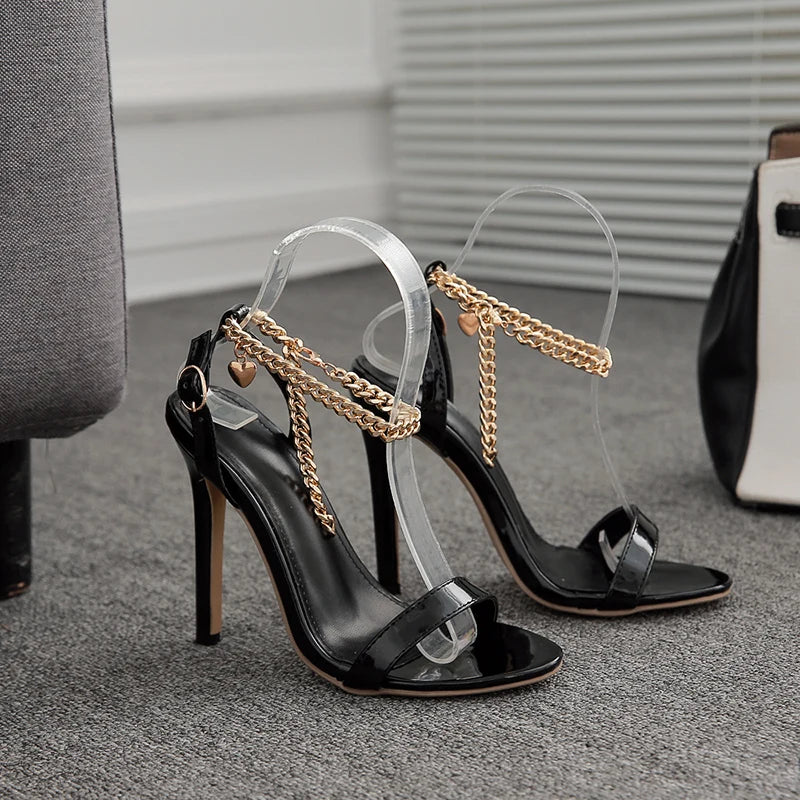 2024 New Zapatos Sexy Metal Chain Pointed Toe Stiletto Heels Thin Heel Sandals for Women Fashion Trend for Summer