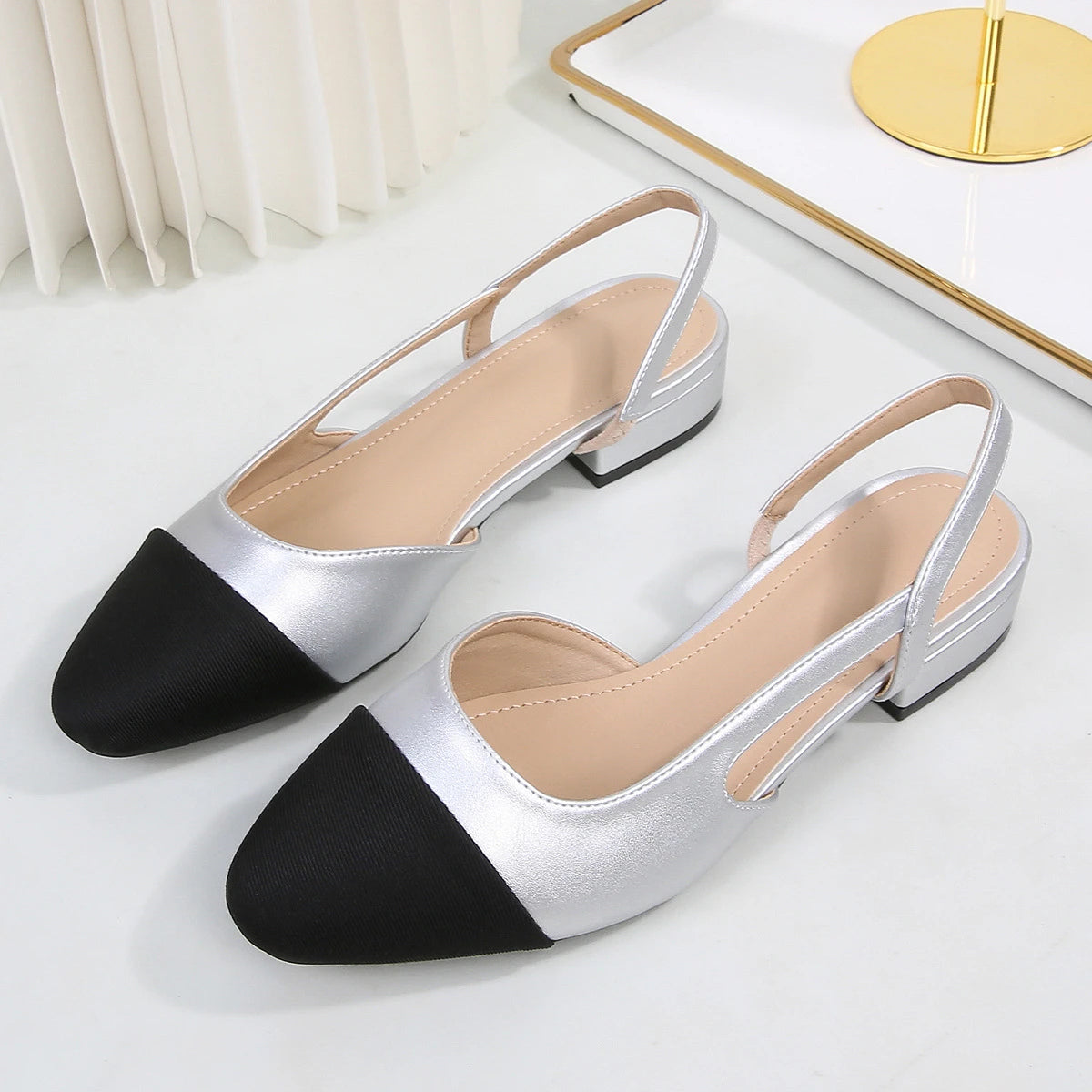 Wholesale Fashion 32-44 Sandales Femmes Cheap Shoes Steel Toe Female Footwear Slingback Flat Sandals for Ladies 2024